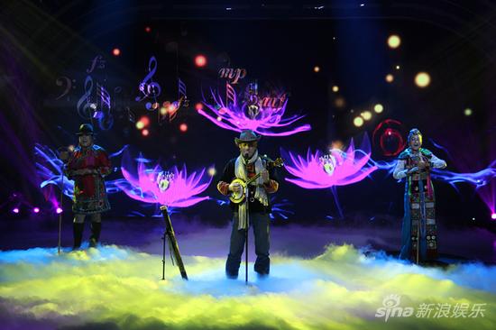 《我爱我的祖国》世界音乐梁旭带来震撼音乐体验