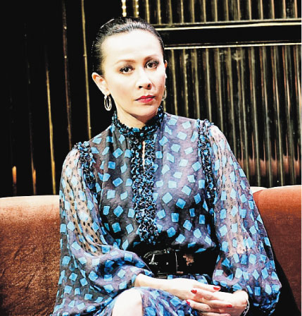 刘嘉玲凭《杜老志》获香港舞台剧奖剧后