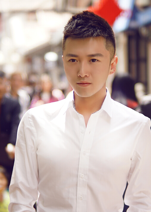 化身新生代五四青年