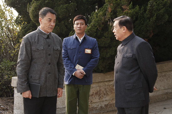 刘威、高明和胡军