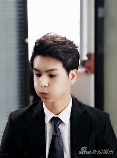 新生代小鲜肉李星宇初来中国萌点多多