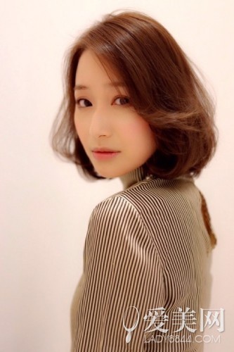 再也不被叫"小方" 国脸mm该留什么头|方脸|造型|发型_新浪时尚_新浪网