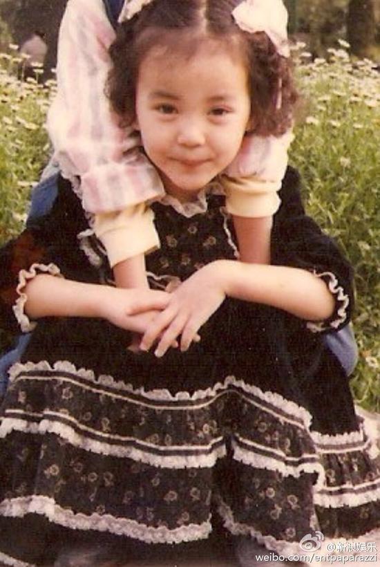 陈意涵童年照曝光 网友:7岁以后就冻龄