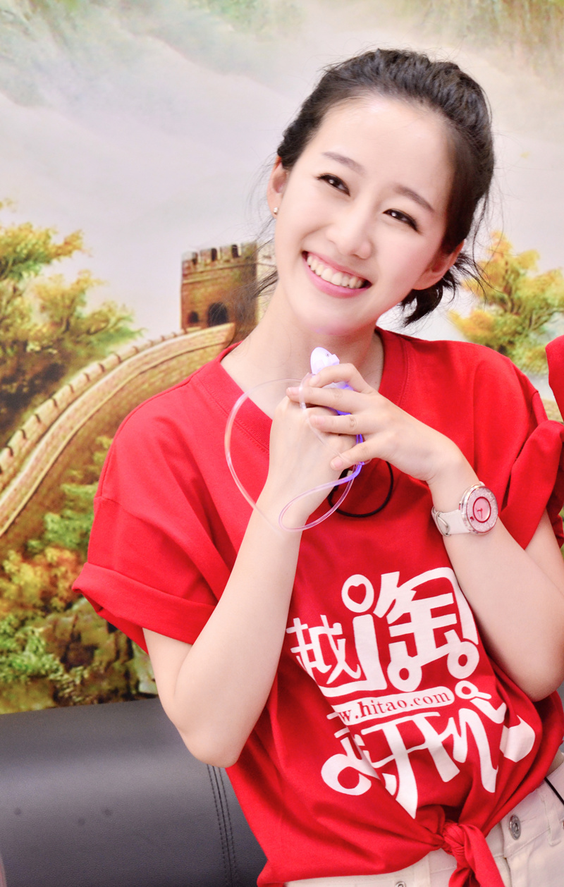 刘美含《越淘越开心》带病化身恋爱顾问