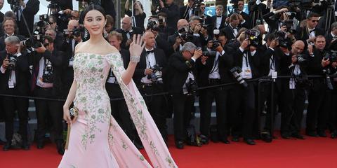 戛纳电影节女星红毯大PK 张馨予、范冰冰上演宫心计