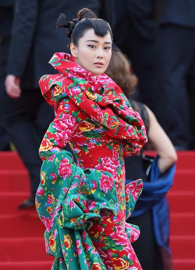 gucci母公司赞助戛纳因为红毯本来就是生意场