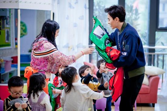 《爱上幼儿园》萌娃