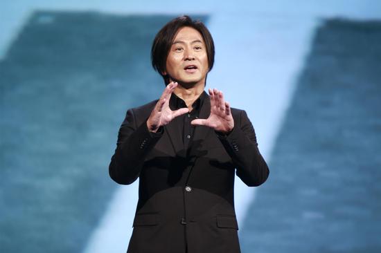 答:好像是《高卢