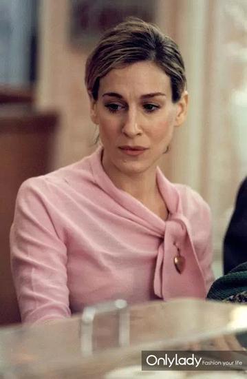 carriebradshaw也是复古甜妞