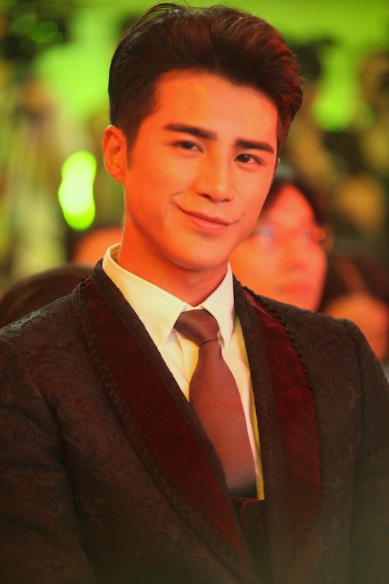 《小时代4》忠告女生席城危险 防火防姜潮