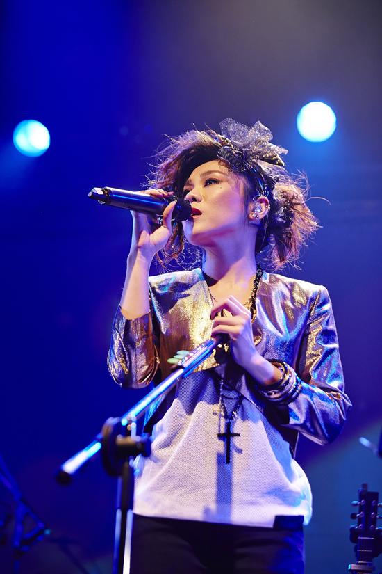 台风丹娜丝 Z字型路径是怎样形成的