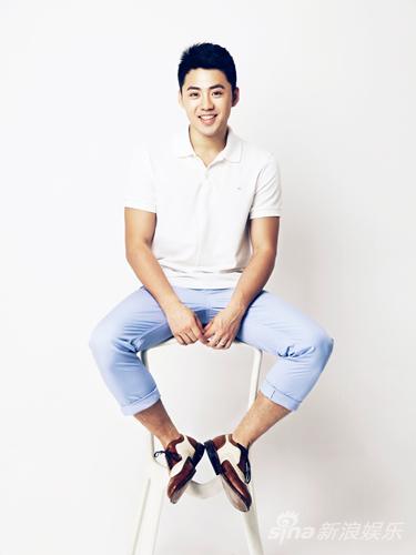黄英曹帅狂秀"腹黑"互动 网友赞新境界