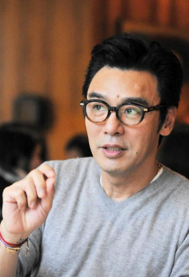 钟镇涛再办婚宴重申摆酒无利可图只图开心