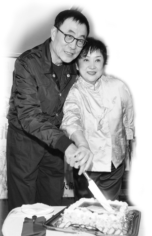 刘家昌和甄珍多年来一直营造银色夫妻形象，没想到两人28年前已经离婚。