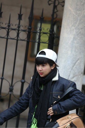 《花姐》杨紫成逗萌担当 超强艺能感获赞|杨紫|花样姐姐|逗萌_新浪