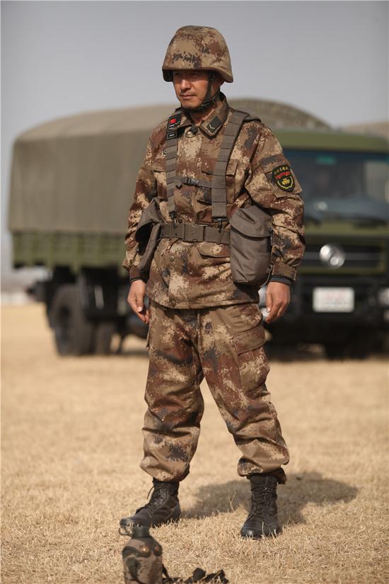 郭晓东因一张帅气军装照被老婆程莉莎倒追