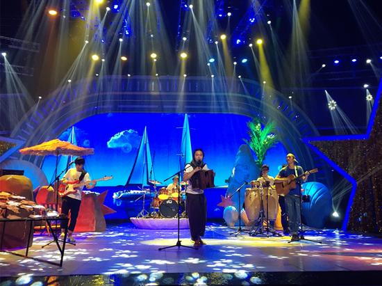 玩具船长《我爱我的祖国》节目彩排