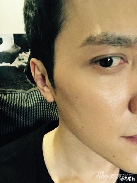 冯绍峰半脸自拍