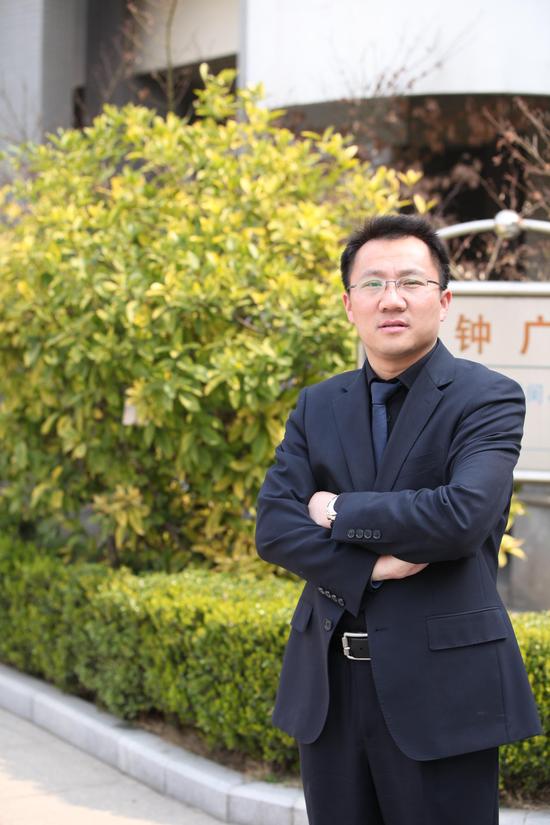 澳门华夏国际赌场娱乐城赌场 金陵中学河西分校校长朱焱