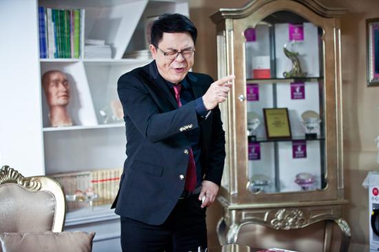 《前夫求爱记》高亚麟被疑出轨遭净身出户