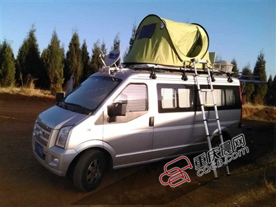 重庆驴友9万元改装微型房车还是可拆卸式的
