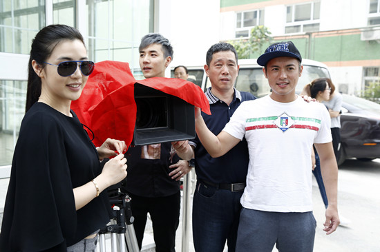 《电商时代》在京开机 范逸臣付曼引期待