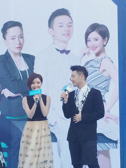 不得不爱 毛晓彤潘玮柏对唱甜蜜 手机新浪网