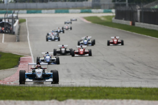 青年冠军方程式来到上海赛道