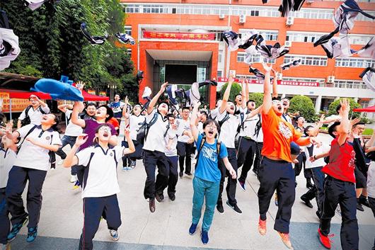 高考最后一门考试结束 今起阅卷23日可查成绩