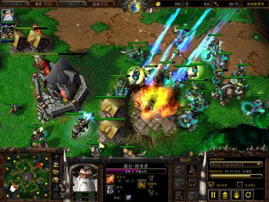 Fly大举进攻，YumikoTP回救，虽然洗暴雪防守，可是部队全数在家中，无法展开