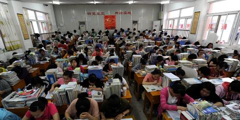 近年高考都出现过哪些考务事故