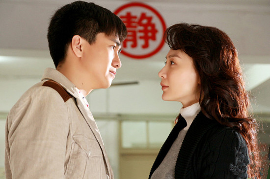 翟天临陈数《剧场》姐弟恋引观众期待