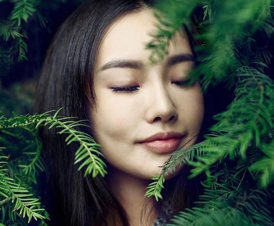 风云天地童菲为爱烧伤感动网友