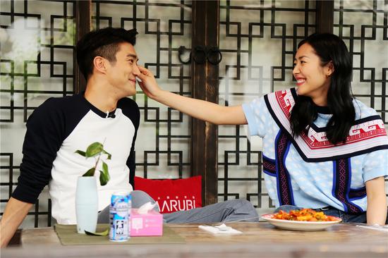 《相爱吧》节目组:男女嘉宾提出约会想法