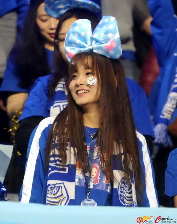 记录永昌女球迷组织用女性角度为球队加油