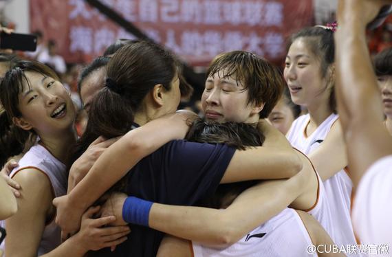 天津财经大学庆祝