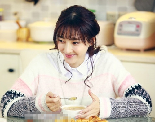 两生花热播王丽坤清新衣品俘获总裁心