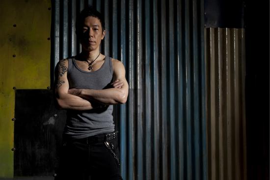 黄贯中9月新单预热演唱会 个唱10月启航|黄贯中|演唱会|beyond_新浪娱