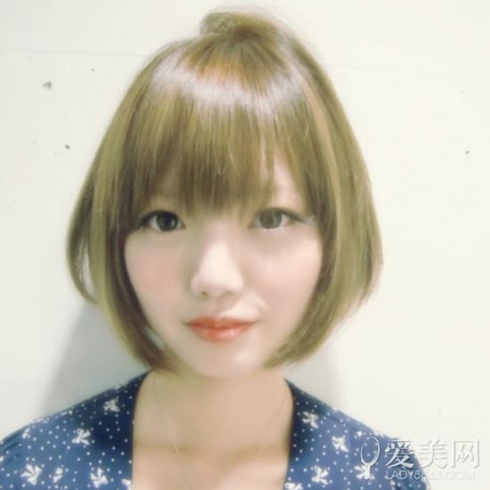 软妹最爱轻盈碎刘海 简单清爽时尚感|刘海|短发|碎刘海_新浪时尚_新浪网