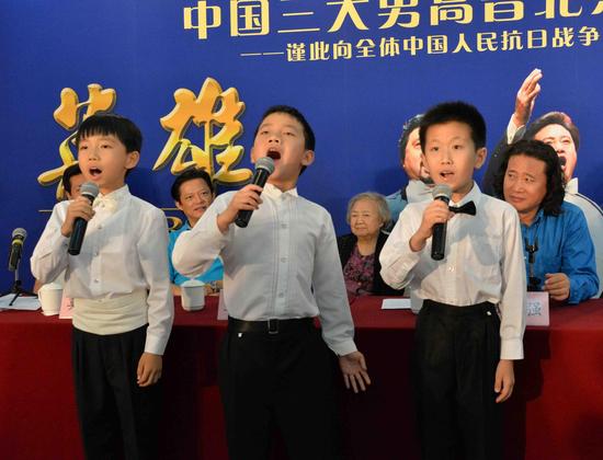 三位海选的”王二小“现场表演