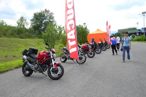 “你好，繁星！”2015北京露营大会举行