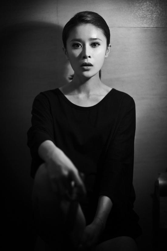 《壮丁》悲壮落幕 喜妹子何晶人气大涨