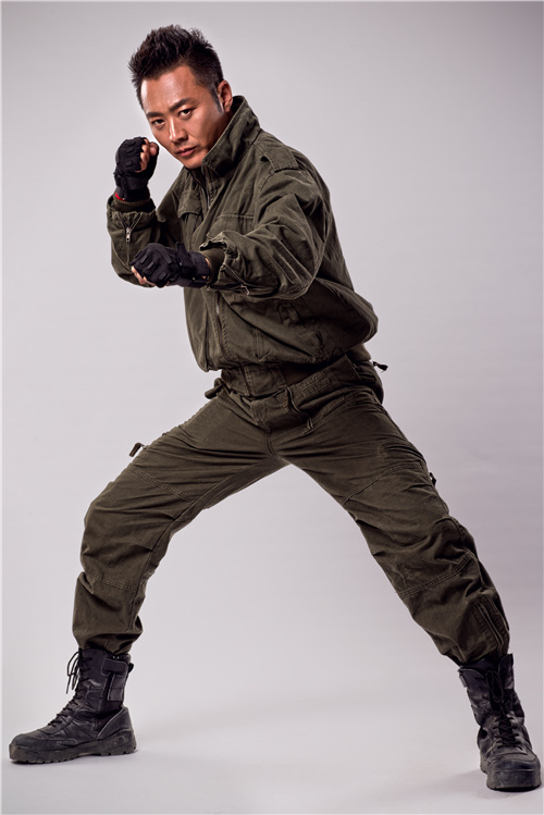 勇者奇兵沈晓海带伤上阵 顽强不懈获赞