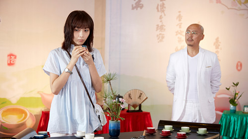 "最美卤蛋妹"杜心羽