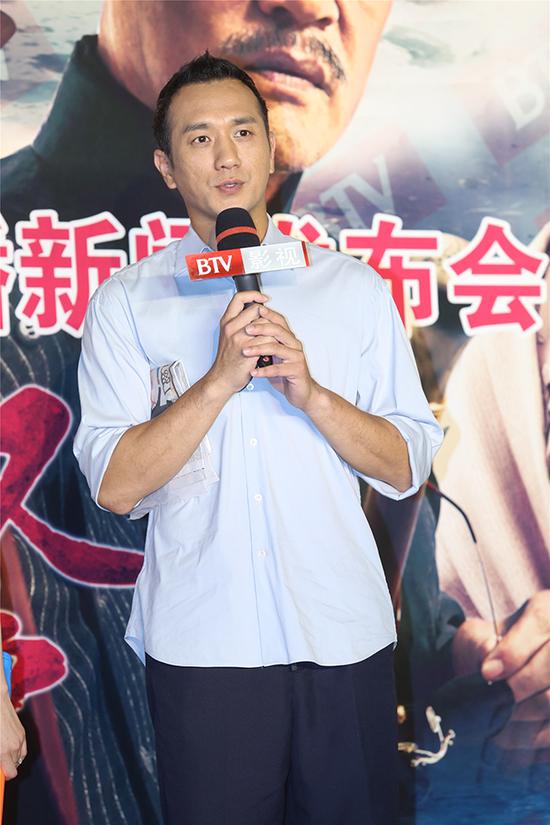 《英雄祭》黄觉吃肉减肥 金句多自嘲怪咖