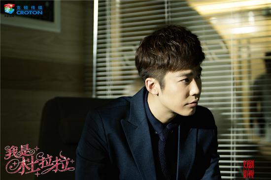 杜拉拉于小磊冉旭上演虐心姐弟恋