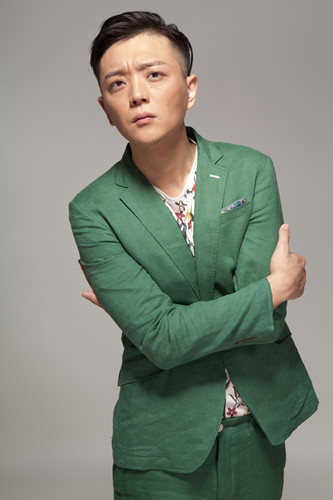 香火王伟源遭遇感情坎坷引怜惜