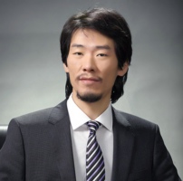 陈默，墨麟集团董事长、首席产品官，《秦美人》、《战龙三国》等多款游戏制作人