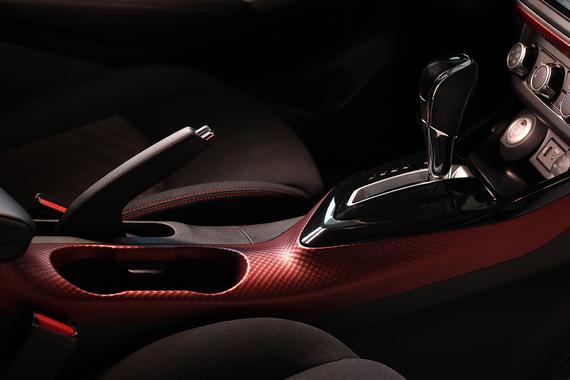 日产LANNIA蓝鸟的实车图发布 预计9月上市