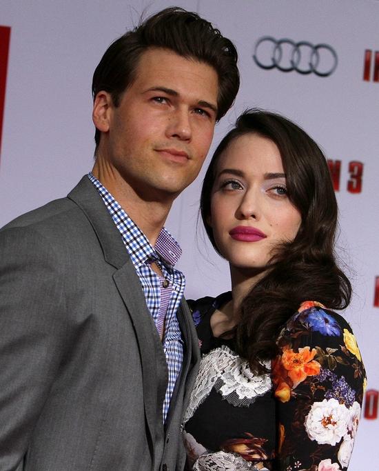 《破产姐妹》(2 broke girls)男星尼克-扎诺(nick zano)日前宣布加盟